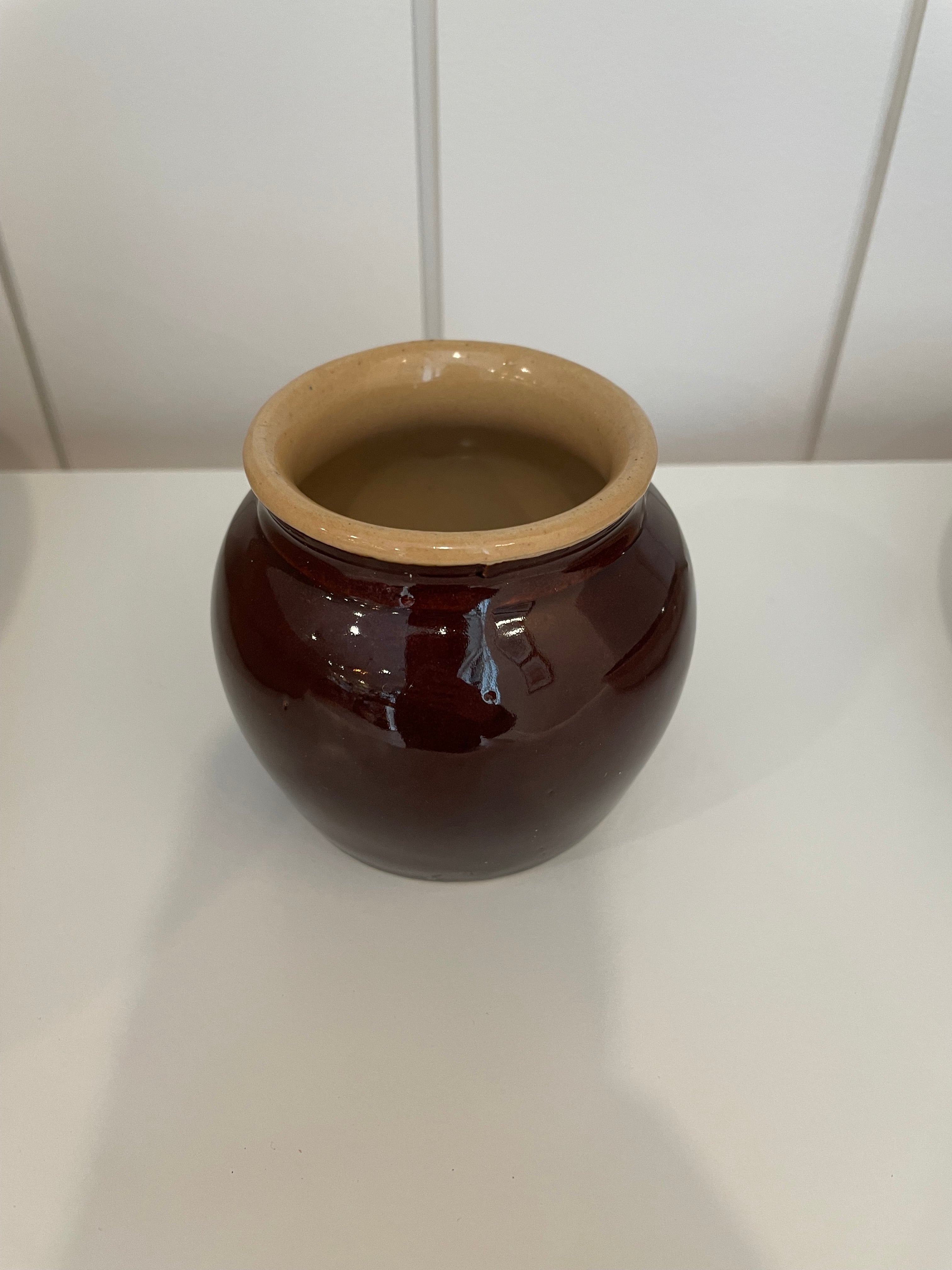 Small Vintage Ceramic Bean Pot