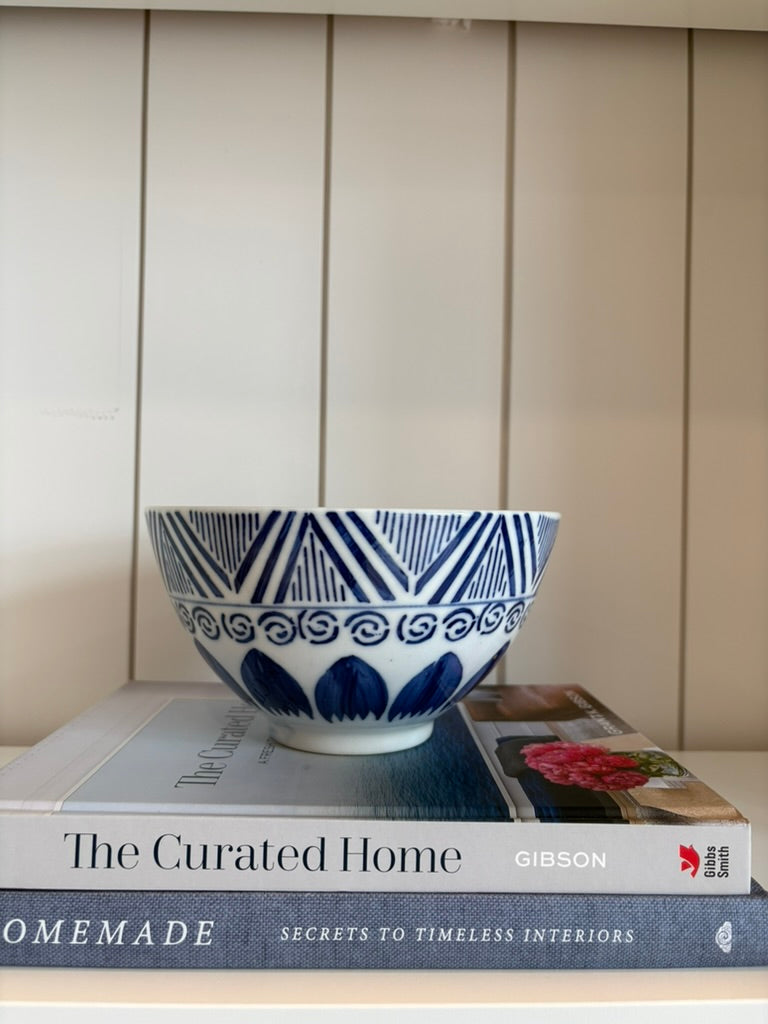 Chinese Blue &amp; White Porcelain Bowl