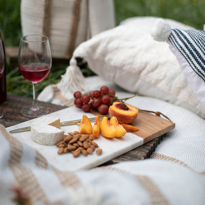 White Marble &amp; Wood Cutting Board