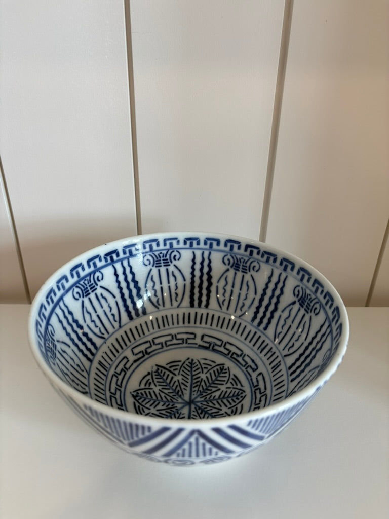 Chinese Blue &amp; White Porcelain Bowl