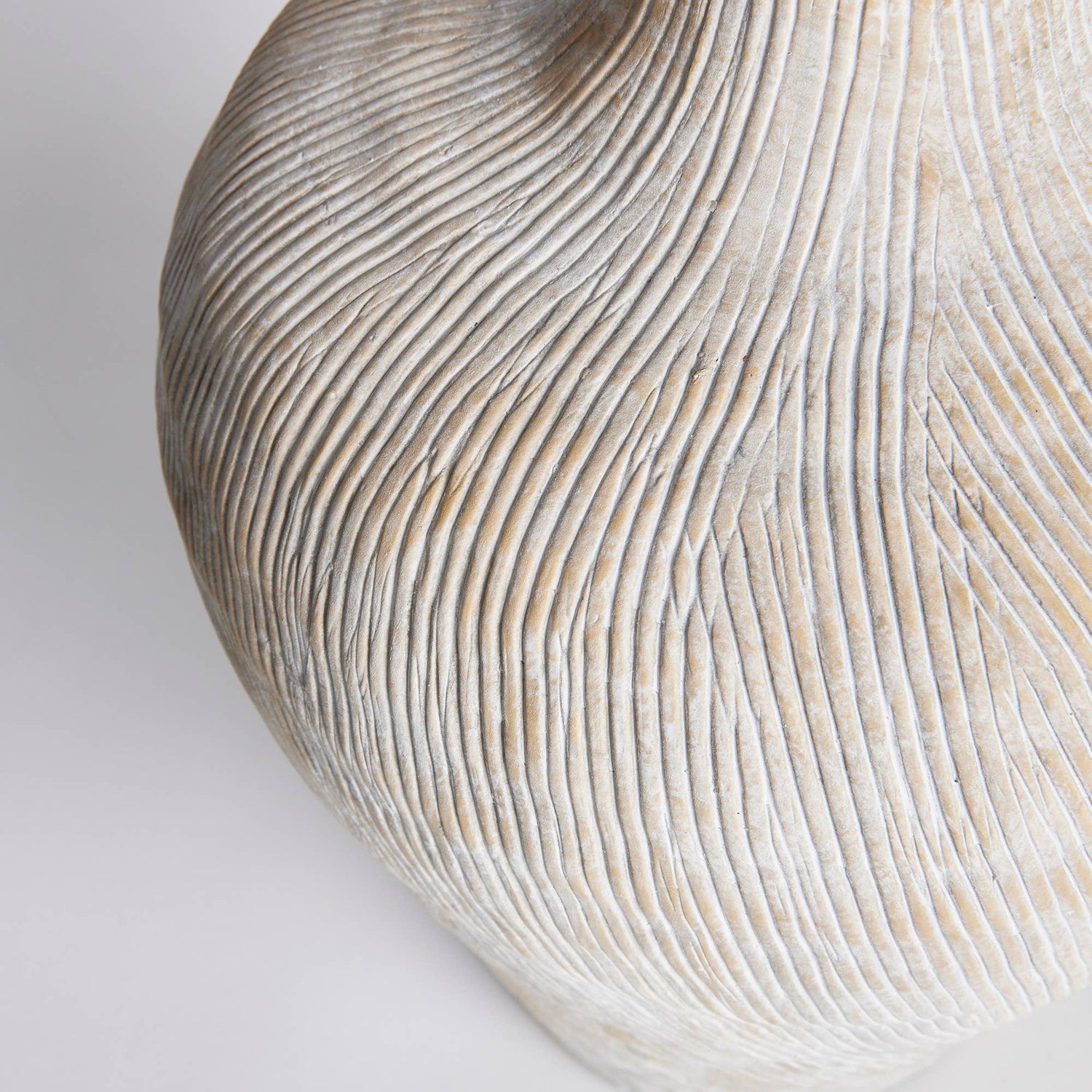Kassidi Vase
