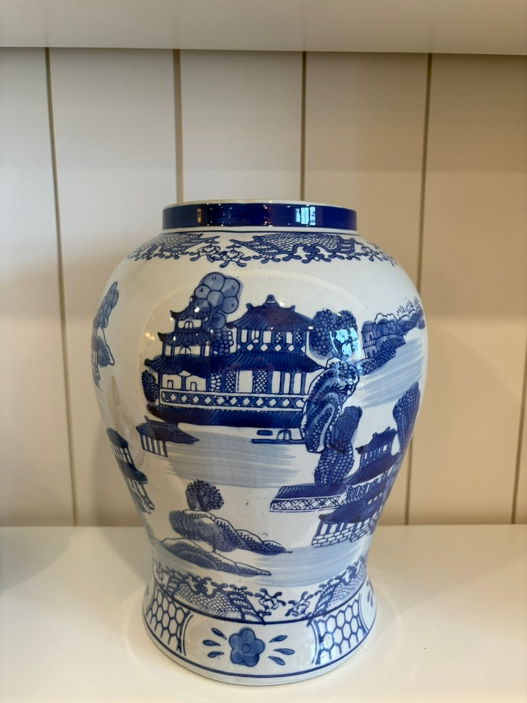 Large Blue &amp; White Porcelain Ginger Jar