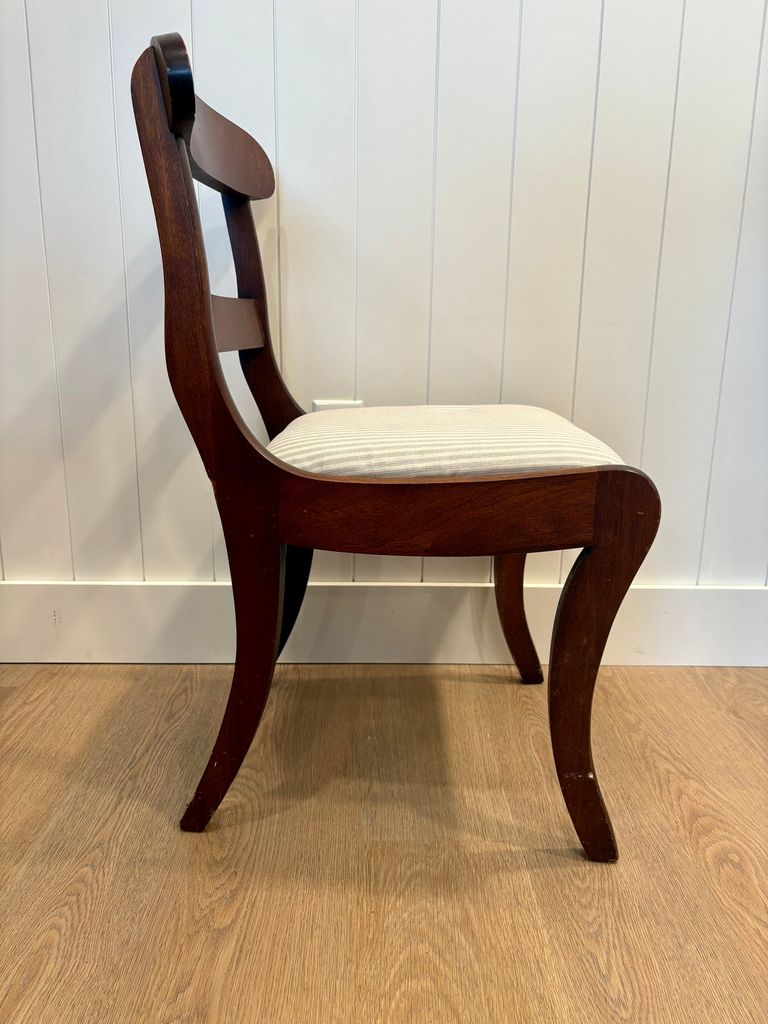Antique Federal Mahogany Style Chair