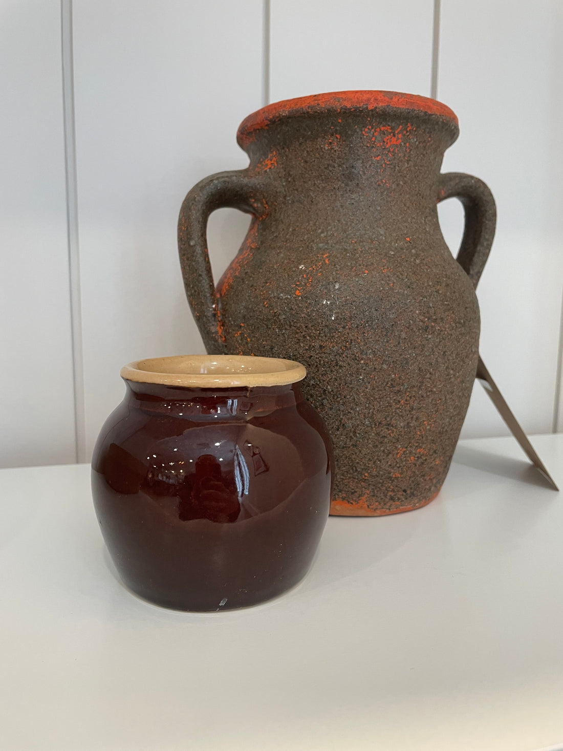 Small Vintage Ceramic Bean Pot