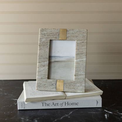 Soren Beige Marble Picture Frame w/ Brass Inlay - 4x6